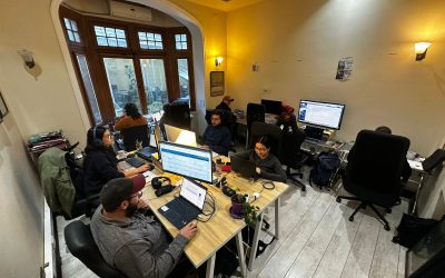 JUNTOS inaugura “BombiLabs” para experimentar y optimizar sus procesos internos con IA